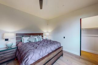Modern Bayfront Memories - Coos Bay - 3