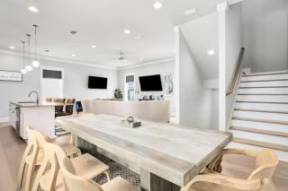 Grand Tran Chateau - Destin - 1