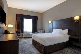 Days Inn & Suites by Wyndham Warman - 2