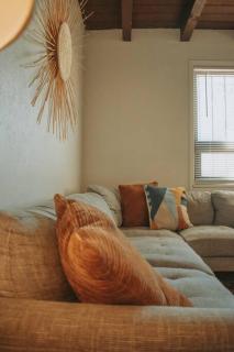 Casa Charleston-3BR-2Bath-HOT TUB-Pet Friendly-No Pet Fees! - 2