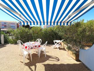 Appartement T2 Climatisé, Grande Terrasse, Piscine, Proche Plage, Idéal Famille - FR-1-307-232 - Le Grau-du-Roi - 0