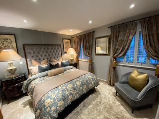 Executive Corporate Penthouse - 4