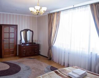 Hotel&Restaurant SENATOR - Truskavets - 2