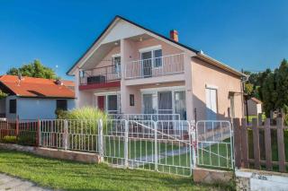 Holiday home in Balatonmariafürdo 40847 - Balatonmáriafürdő - 0