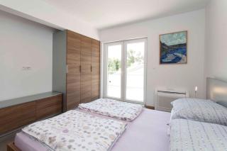Apartments in Malinska - Insel Krk 41821 - Malinska - 2