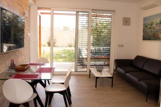 Bungalow Rosemary Park - 0