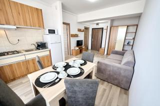 Ena Sunrise Summerland - Mamaia - 3