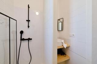 Clemence Green, Villa Hostal Naou Hossegor- wifi - sauna - salle de sport - netflix - 7