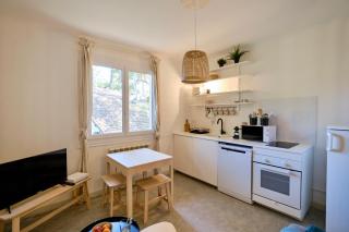 Clemence Green, Villa Hostal Naou Hossegor- wifi - sauna - salle de sport - netflix - 2