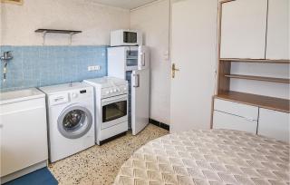 Lovely Home In Malaucène With Kitchen - Malaucène - 6