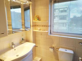 Großzügiges und helles 2-Zimmer-Appartement im Kurgebiet - Bad Kreuznach - 3