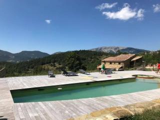 Vues et nature exceptionnelles au coeur de 200 ha pour 16 pers - Teyssières - 7