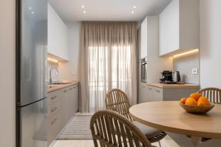 Stylish Rhodes Apartment with Prime Location - L & C City Escape - Rodes - 7