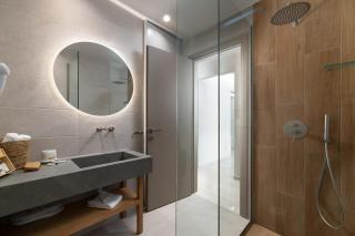 Stylish Rhodes Apartment with Prime Location - L & C City Escape - Rodes - 3