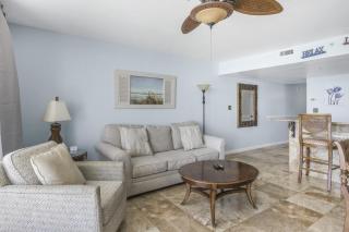 Beach Front 18th Flr, Best Ocean View, New Upgrades - Destin - 2