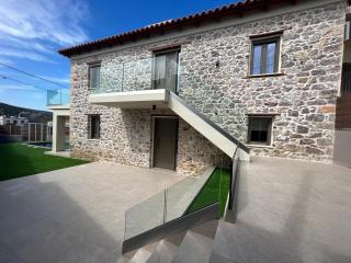 Piedra Luxury Apartments - Nauplia - 9