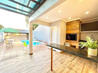 Casa com Piscina Ótima Localização para tudo - 9