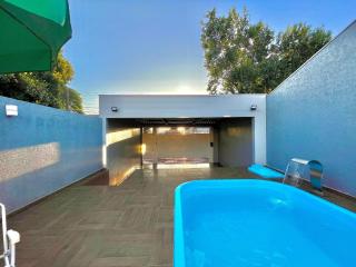 Casa com Piscina Ótima Localização para tudo - 1