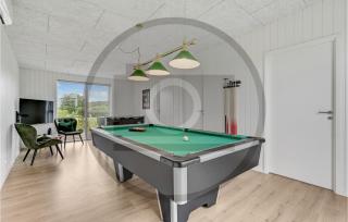 Awesome Home In Løgstrup With Kitchen - Løgstrup - 2