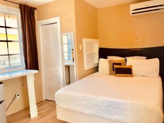 Island Retreat Studio #5 - Nassau - 3