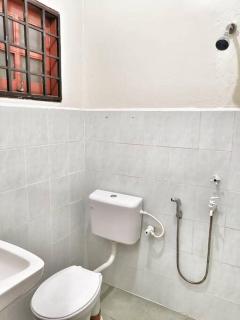 Zaref Homestay Pasir Gudang @ Taman Mawar - Pasir Gudang - 9