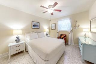 Bungalow By the Sea - 2