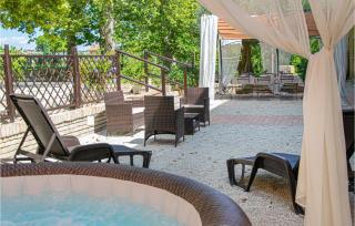 Nice Home In Macerata With Wifi - Macerata - 2