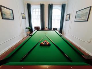 Unique Spacious Classic 3 bedroom Midtown Apartment ! BILLIARD room ! - Riga - 9