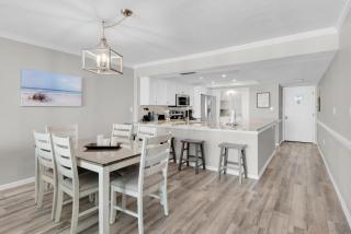 Shoreline Towers 1114 - Destin - 1