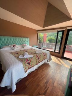 Santuyoc Lodge - Volcán - 8