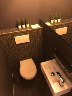 George's Studio Apartment - 4