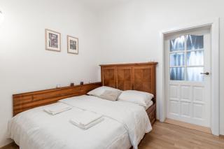 Charming Apartment in Lesser Town - Praga - 3