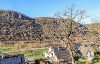 2 Bedroom Gorgeous Apartment In Burgen - Burgen - 4