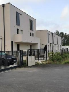 Maison de vacances 8 personnes, à 350m de la plage, idéal famille , tout confort! - Sérignan - 0