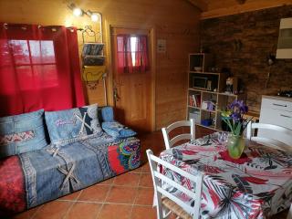 Apartma Suzy - Pobegi - 3