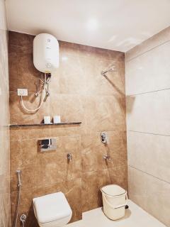 Amahi Inn - Sector 48 - Gurgaon - 6