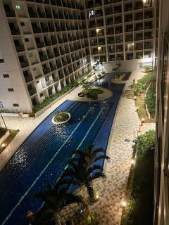 M&M Condostay at Shore 2 Residences Tower 2 Pasay City - 1
