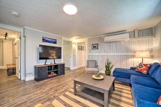 Multi-Unit Brevard Vacation Rental with Patio! - Brevard - 5