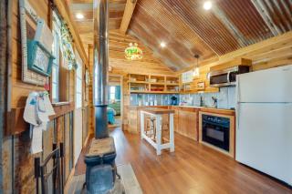 Pet-Friendly Kerrville Vacation Rental Farmhouse - Kerrville - 6