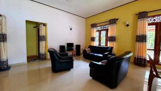 Villa 87 - Katunayake - 4