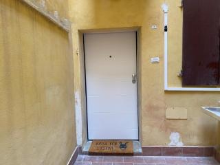 Il cortile tra i portici - Bolonia - 1