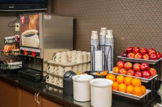Best Western Airport Inn - 5
