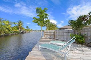 Waterfront-Heated Pool-Mini Golf-Game Room-2mi Beach - Fort Lauderdale - 3