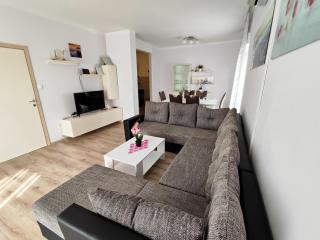 Wonderful holiday home in Zaton - Zaton - 0