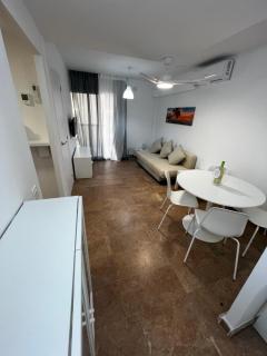 Apartamento a 3 minutos de la playa - Salou - 9