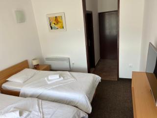 Jazina Hotel - 0