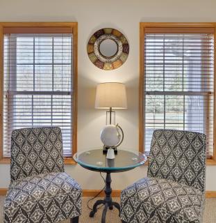 Luxury Spacious Home with some FREE Amenities and Activities! - - 5
