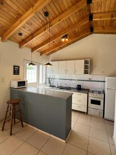 Luminoso y amplio departamento - 5