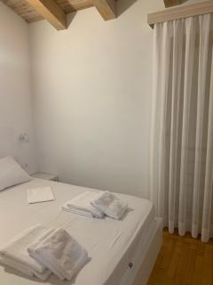 Sunny View Apartment - 1