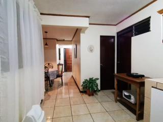 Casa Cafetal Aeropuerto - Alajuela - 9